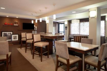 Hampton Inn Lawrenceville - image 11