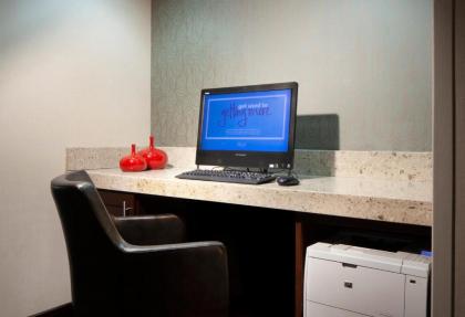 Hampton Inn Lawrenceville - image 8