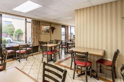 Rodeway Inn Lawton - image 12