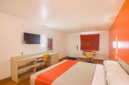 Motel 6-Lawton OK - image 6