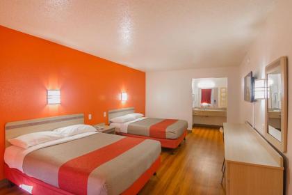 Motel 6-Lawton OK - image 9