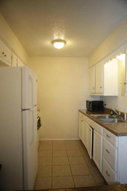 Apartment next to Fort Sill Entrance Gate - image 7