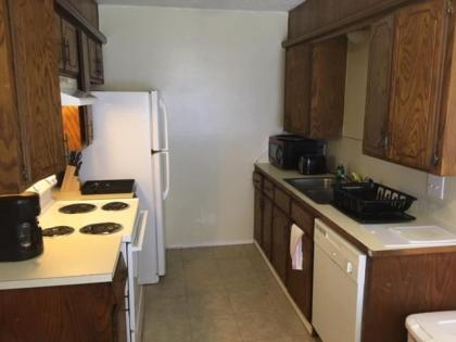 2 Bedroom Apartment for you! Next to Fort Sill - image 11