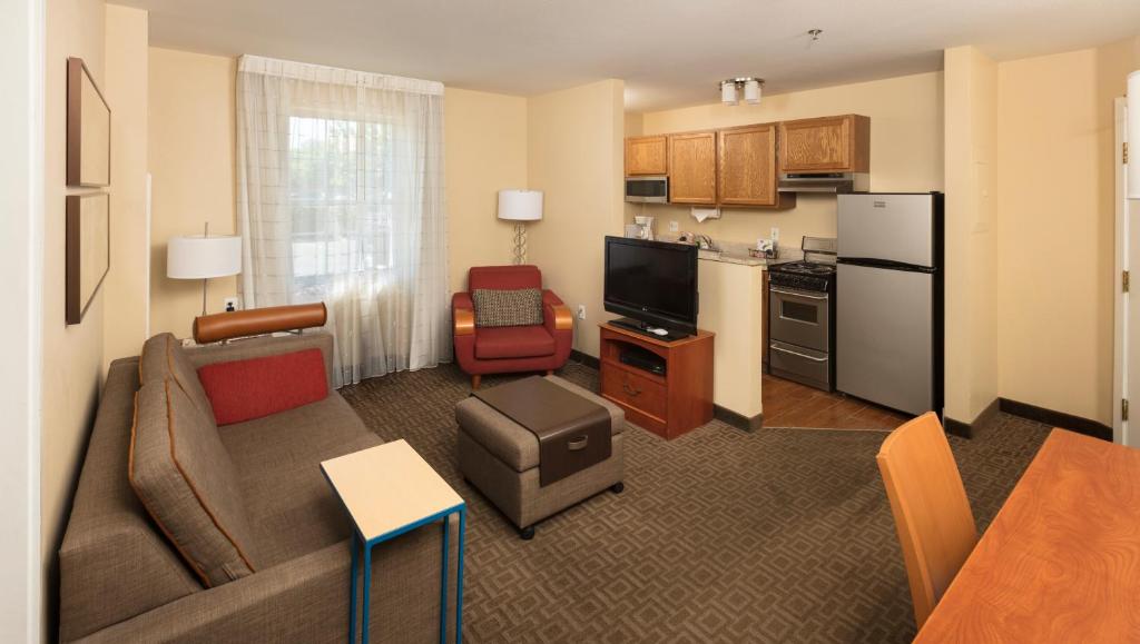 TownePlace Suites Salt Lake City Layton - image 7