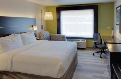 Holiday Inn Express & Suites Le Mars an IHG Hotel - image 13