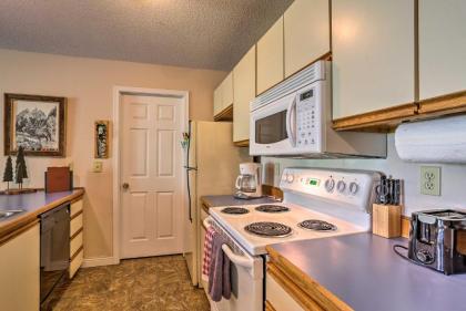 Quiet Lead Condo with Balcony - 5 Mi to Ski Lifts! - image 3