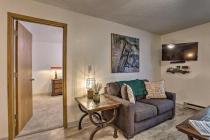 Stylish Updated Black Hills Condo with Shared Patio - image 11