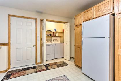 Spacious Home with Hot Tub 3 Mi to Deer Mtn - image 3