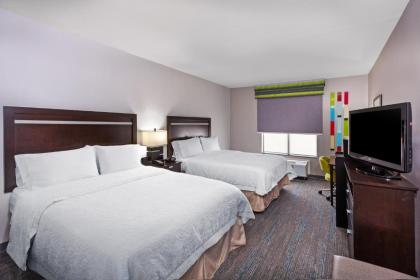 Hampton Inn & Suites Houston/League City - image 7