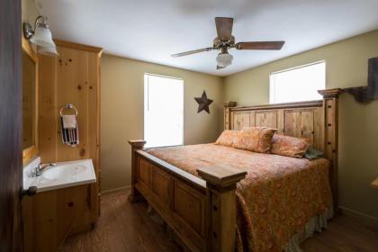 River Bluff Cabins - image 12