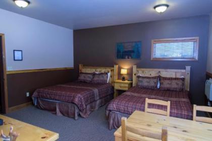 Leavenworth Camping Resort Lodge 1 - image 1