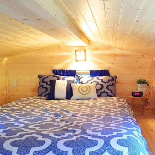 Leavenworth Camping Resort Tiny House Belle - main image