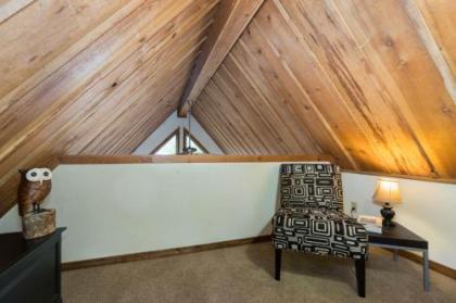 Vista View Chalet - 2 Bed 1 Bath Vacation home in Lake Wenatchee - image 3