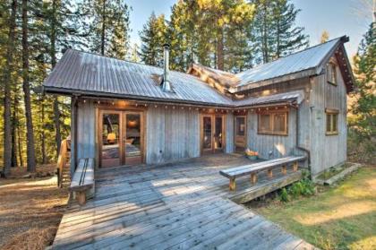 Cabin with Hot tub   14 miles to Leavenworth Leavenworth Washington