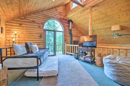 Log Cabin with Hot Tub on Wenatchee River - image 15