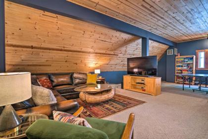 Modern Alpine Cabin with Hot Tub and Game Room! - image 10