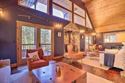 Modern Alpine Cabin with Hot Tub and Game Room! - image 6