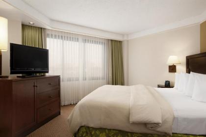 Embassy Suites Kansas City - Overland Park - image 14