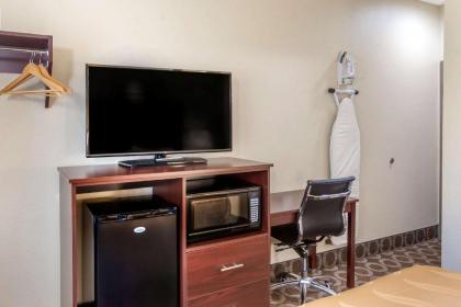 Quality Inn Overland Park Kansas City - image 15