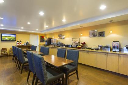 TownePlace Suites by Marriott Kansas City Overland Park - image 12