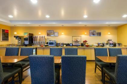 TownePlace Suites by Marriott Kansas City Overland Park - image 3