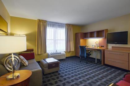 TownePlace Suites by Marriott Kansas City Overland Park - image 9