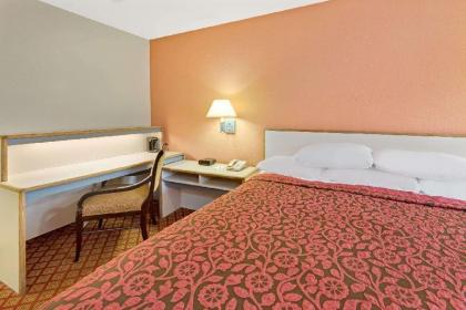 Days Inn by Wyndham Overland Park - image 14