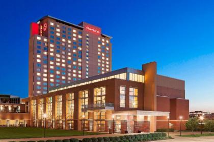 Sheraton Overland Park Hotel at the Convention Center - image 7