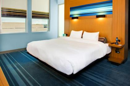 aloft Hotel Leawood Overland Park - image 3