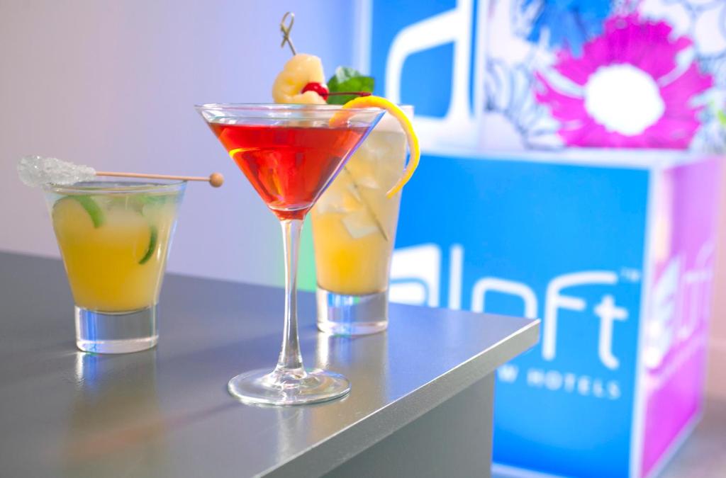 aloft Hotel Leawood Overland Park - image 7