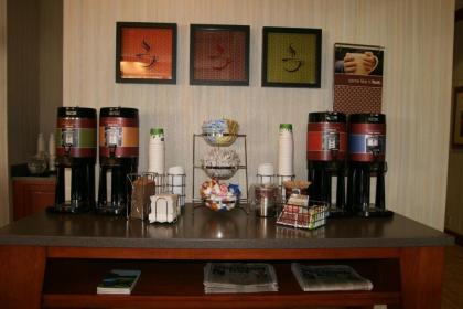 Hampton Inn Lebanon - image 7