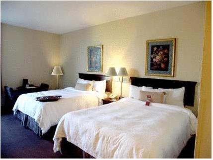 Hampton Inn Lebanon - image 5