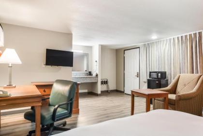 Americas Best Value Inn - Lebanon - image 14