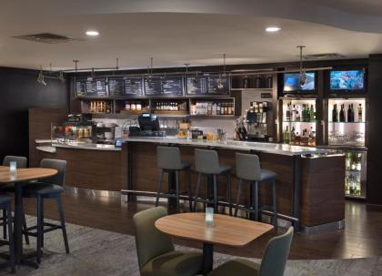 Courtyard by Marriott Lebanon - image 13