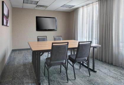 Courtyard by Marriott Lebanon - image 7