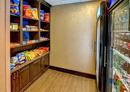 Hampton Inn & Suites Lebanon - image 3