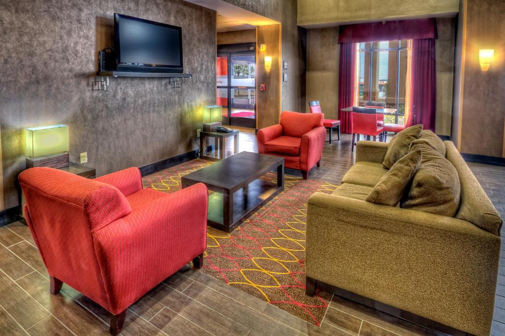 Hampton Inn & Suites Lebanon - image 5