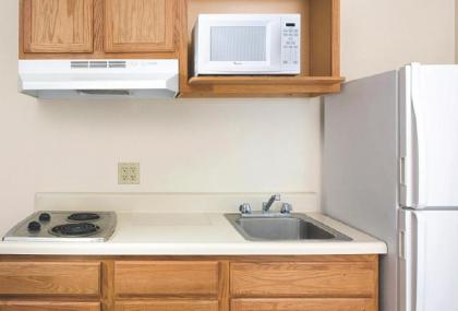 WoodSpring Suites Lebanon - image 9