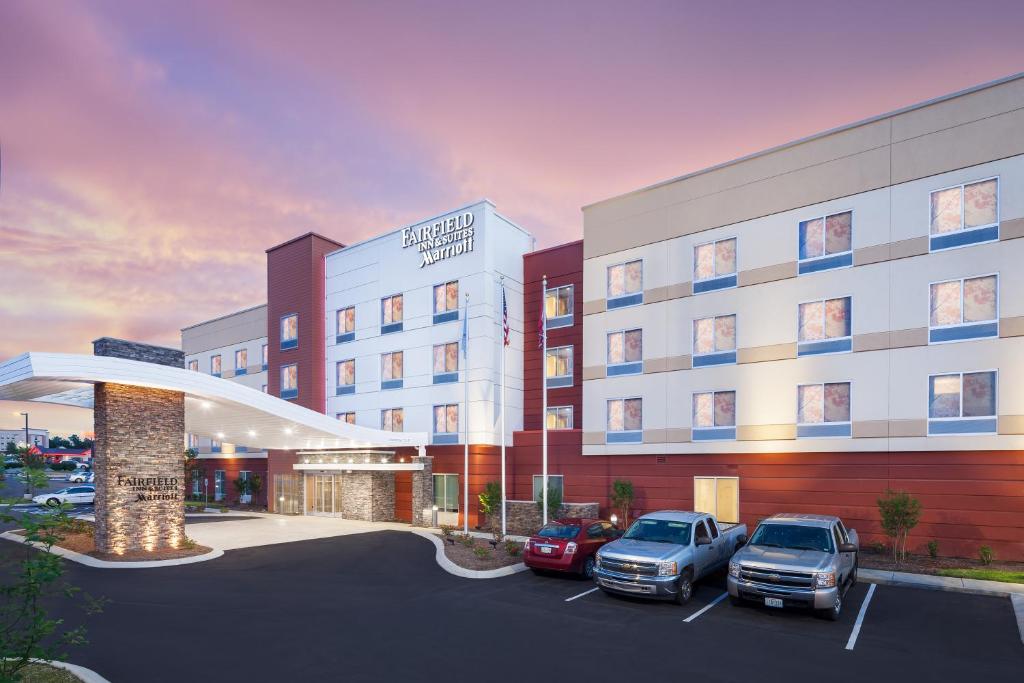 Fairfield Inn & Suites by Marriott Lebanon - main image