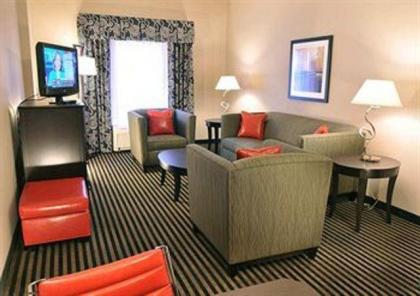 Hampton Inn Birmingham/Leeds - image 3