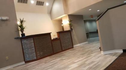 Americas Best Value Inn & Suites Lee's Summit Kansas City - image 5