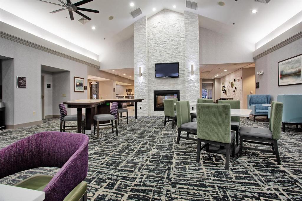 Homewood Suites by Hilton Leesburg - image 2