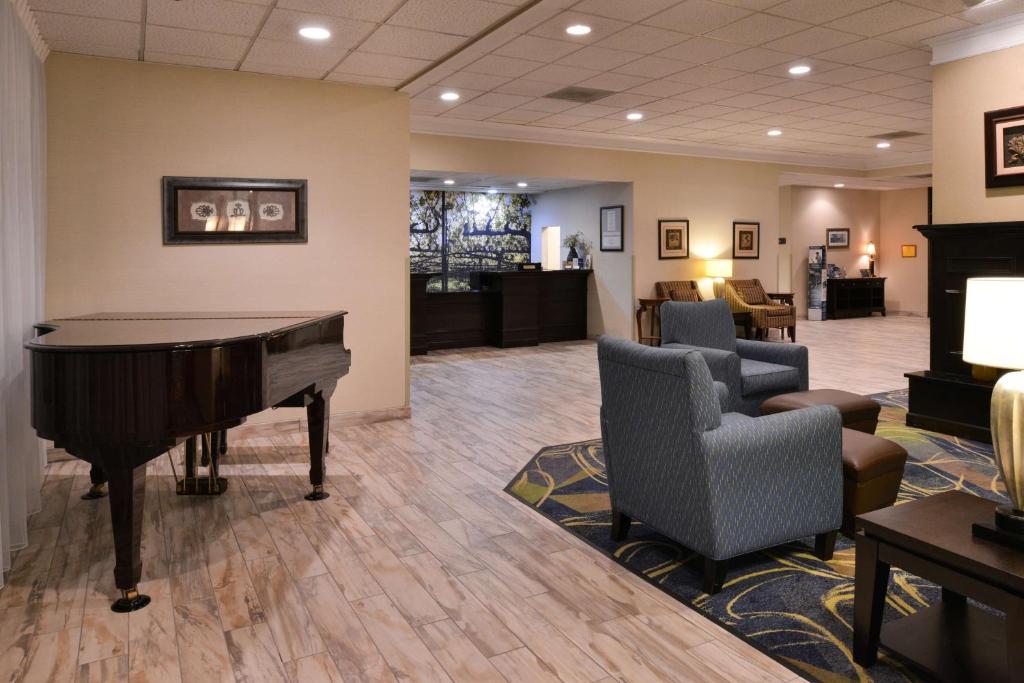 Best Western Leesburg - image 6