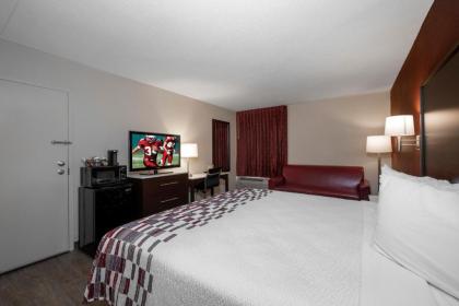 Red Roof Inn Leesburg - image 12