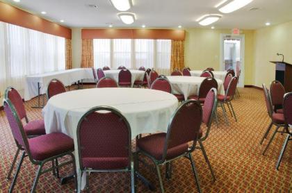 Holiday Inn Express Leesville-Ft. Polk Hotel - image 10