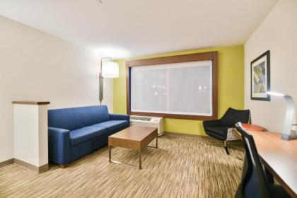 Holiday Inn Express & Suites Lehi - Thanksgiving Point an IHG Hotel - image 10