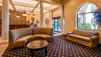 Best Western PLUS Westgate Inn and Suites - image 9