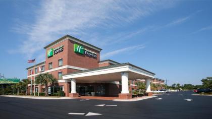 Holiday Inn Express Leland - Wilmington Area an IHG Hotel - image 12