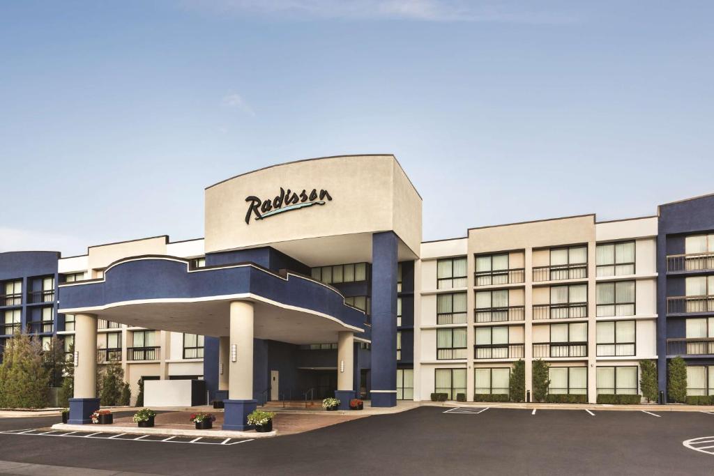 Radisson Hotel Lenexa Overland Park - main image