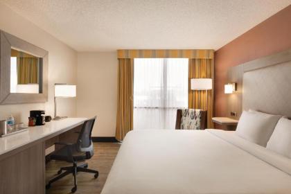 Radisson Hotel Lenexa Overland Park - image 11